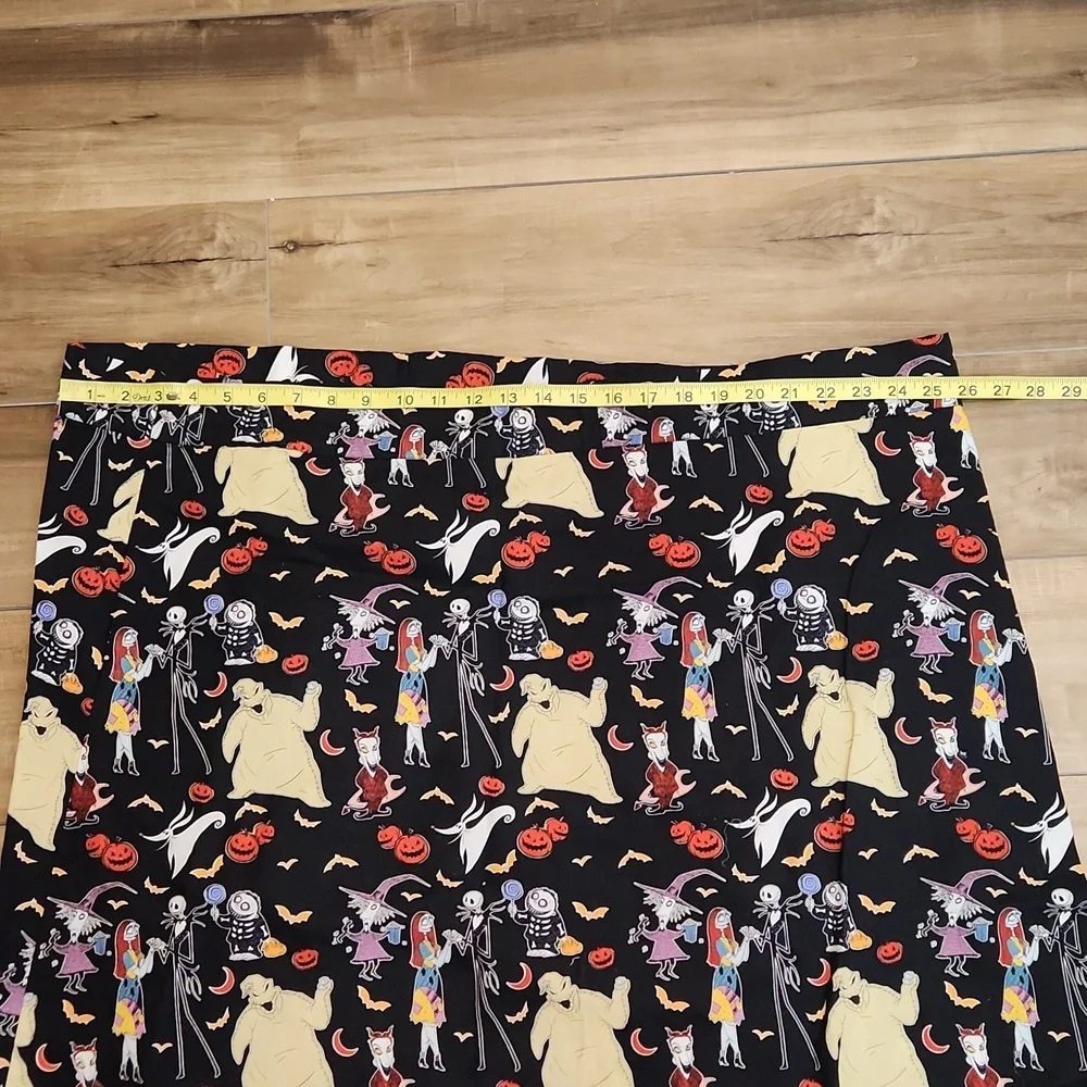 Handmade Nightmare Before Christmas themed skirt plus sized see measurements - Picture 3 of 9